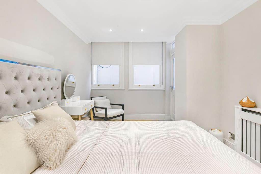 3-bed Next To Harrods With Underfloor Heating * Londen