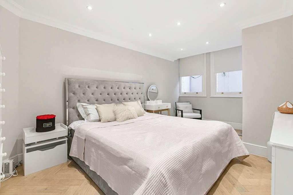 3-bed Next To Harrods With Underfloor Heating Appartement Londen