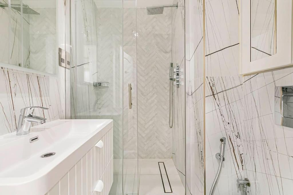 3-bed Next To Harrods With Underfloor Heating Appartement *