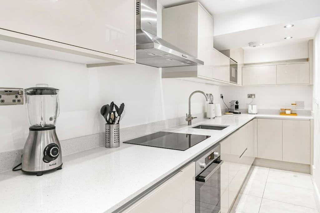 Appartement 3-bed Next To Harrods With Underfloor Heating *